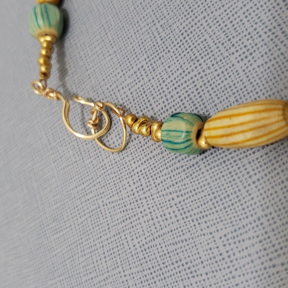 New Beautiful Natural and Genuine Multi Stone Statement Necklace - Picture 5 of 7